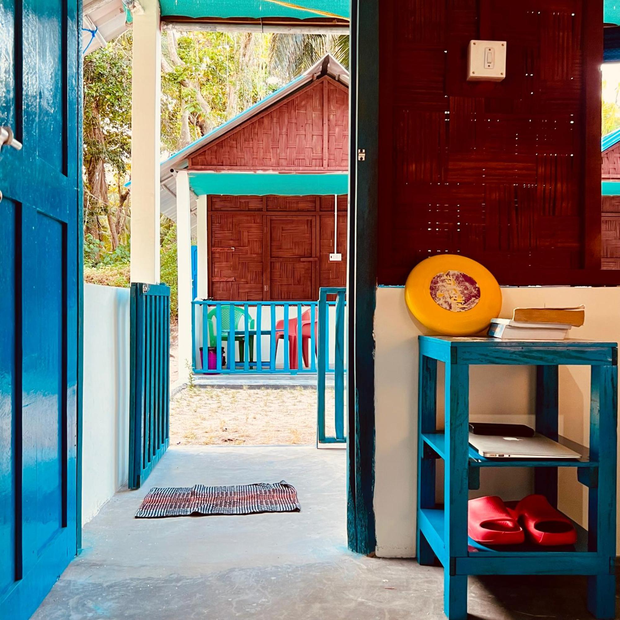 Blue Sea Restaurant & Bungalows Sitapur Exteriér fotografie
